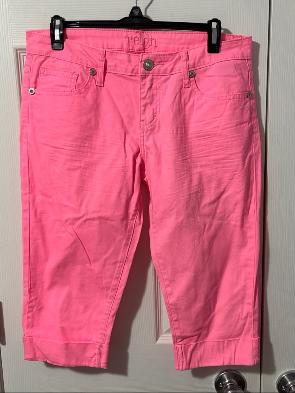 Reign Bright Pink Capri pants with Cuffed Hem